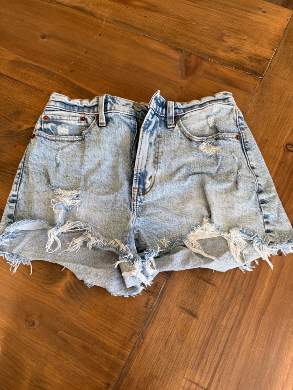 Abercrombie & Fitch Light Blue Curve Love Distressed High Rise Mom Short